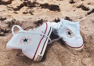 Combinar unas 2024 converse blancas